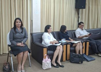 การประชุมเสวนาหารือแนวทางการแก้ไขปัญหาหนี้สินครูและบุคลากรทางการศึกษา