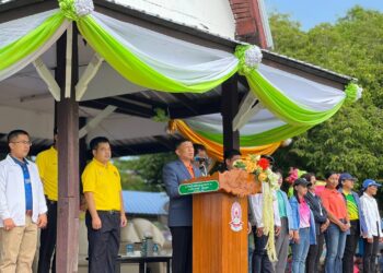 พิธีเปิดการแข่งขันกีฬา-กรีฑา นักเรียน ศูนย์เครือข่ายพัฒนาคุณภาพการศึกษาบัวใหญ่ 3