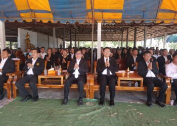 ประธานในพิธีฌาปนกิจศพ อดีตข้าราชการบำนาญ และตรวจเยี่ยม ตรวจสอบอาคารเรียนโรงเรียนบ้านตากิ่ม