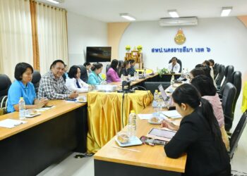 ประชุมคณะกรรมการ โครงการขับเคลื่อนงานด้านสถานศึกษาพอเพียงตามหลักปรัชญาของเศรษฐกิจพอเพียงด้านการศึกษา ประจำปีงบประมาณ พ.ศ. 2568