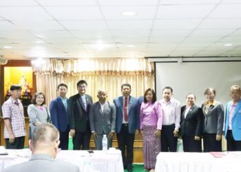 การประชุมผู้บริหารสถานศึกษาอำเภอคง เตรียมความพร้อมการเปิดภาคเรียนที่ 1 ปีการศึกษา 2568