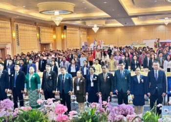 พิธีเปิดงานการแลกเปลี่ยนเรียนรู้ การนำเสนอผลงานและการประกวดแข่งขันกิจกรรมการเรียนรู้ภายใต้โครงการเสริมสร้างคุณธรรม จริยธรรมและธรรมาภิบาลในสถานศึกษาและสำนักงานเขตพื้นที่การศึกษา (โครงการโรงเรียนสุจริต)