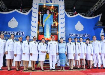 ร่วมพิธีถวายเครื่องราชสักการะและวางพานพุ่ม และพิธีจุดเทียนถวายพระพร เนื่องในโอกาสวันเฉลิมพระชนมพรรษา สมเด็จพระนางเจ้าสิริกิติ์ พระบรมราชินีนาถ พระบรมราชชนนีพันปีหลวง 12 สิงหาคม 2568