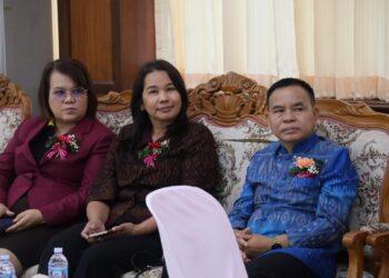 การประชุมสัมมนาแนวทางการแก้ไขปัญหาหนี้สินของข้าราชการครูและข้าราชการบำนาญ จังหวัดนครราชสีมา
