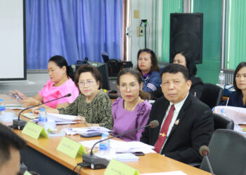 การประชุมการเตรียมความพร้อมการลงพื้นที่ตรวจราชการของรองนายกรัฐมนตรี และรัฐมนตรีว่าการกระทรวงเกษตรและสหกรณ์ (ร้อยเอกธรรมนัส พรหมเผ่า) และรัฐมนตรีว่าการกระทรวงศึกษาธิการ (ศ.ดร.นฤมล ภิญโญสินวัฒน์)