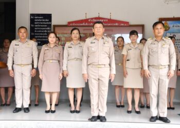 สพป.นครราชีมา เขต 6 จัดกิจกรรมเข้าแถวเคารพธงชาติ ตามโครงการเขตสุจริต ประจำเดือน พฤศจิกายน 2568
