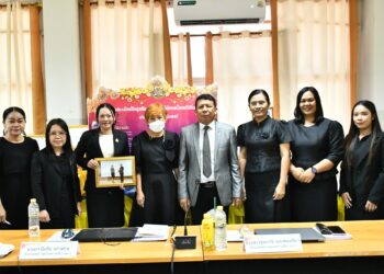 การประเมินสัมฤทธิผลการปฏิบัติงานในหน้าที่ตำแหน่ง ศึกษานิเทศก์ ตามตัวชี้วัด (Key Performance Indicators) ในระยะเวลา 1 ปี จำนวน 2 ราย