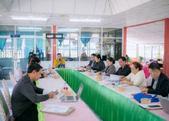 การประเมินผลการปฏิบัติงานของข้าราชการครูและบุคลากรทางการศึกษา ตำแหน่ง ผู้บริหารสถานศึกษา อำเภอบัวลาย