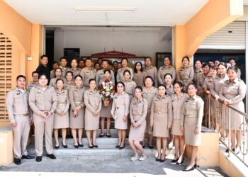 สพป.นครราชสีมา เขต 6 จัดกิจกรรมแสดงความยินดี และร่วมส่ง นางสาวสุภาพร แซ่หลี นักวิชาการตรวจสอบภายใน เนื่องในโอกาสโอนย้ายไปปฏิบัติหน้าที่ ณ เทศบาลเมืองปาดังเบซาร์ อำเภอสะเดา จังหวัดสงขลา