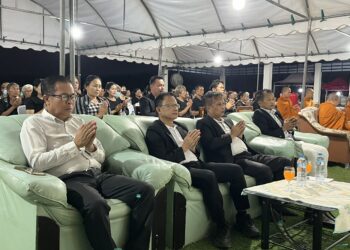 สพป.นครราชสีมา เขต 6 ร่วมเป็นเจ้าภาพสวดพระอภิธรรมศพ คุณแม่ทองหล่อ วันวาน ผู้วายชนม์ ซึ่งเป็นมารดาของ นางกฤษณา มะธิปะโน ครูโรงเรียนบ้านอุทัยทอง และนางนฤมล วงษาเทียม ครูโรงเรียนบ้านโนนสำราญ