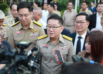 ศธ.เดินหน้านโยบายลดภาระผู้ปกครอง ย้ำ “การศึกษาต้องมาก่อน” พร้อมออก 3 มาตรการเร่งด่วนรับเปิดภาคเรียน