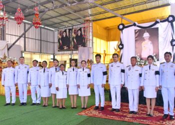 ร่วมพิธีบำเพ็ญกุศลสัตตมวาร (7 วัน) เพื่ออุทิศถวายเป็นพระกุศล แด่สมเด็จพระเจ้าลูกเธอ เจ้าฟ้าพัชรกิติยาภา นเรนทิราเทพยวดี กรมหลวงราชสาริณีสิริพัชร มหาวัชรราชธิดา