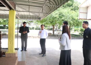 ตรวจสอบอาคารเรียนเพื่อสำรวจความเสียหาย “กรณีอาคารเรียนชำรุดทรุดโทรมขั้นวิกฤต” ของโรงเรียนบ้านโคกสะอาดสามัคคี