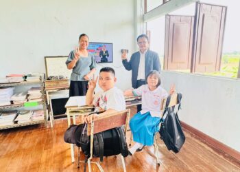 ตรวจเยี่ยมให้กำลังใจครู และนักเรียน โรงเรียนบ้านโสกงูเหลือม