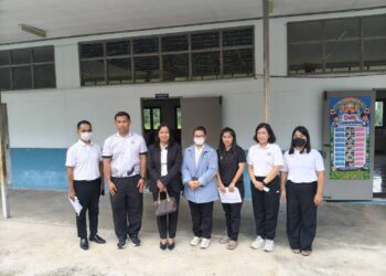 ออกตรวจสอบอาคารเรียนที่ได้รับความเสียหาย เพื่อขอรับการสนับสนุนงบประมาณปรับปรุงซ่อมแซม กรณีโรงเรียนประสบวาตภัย
